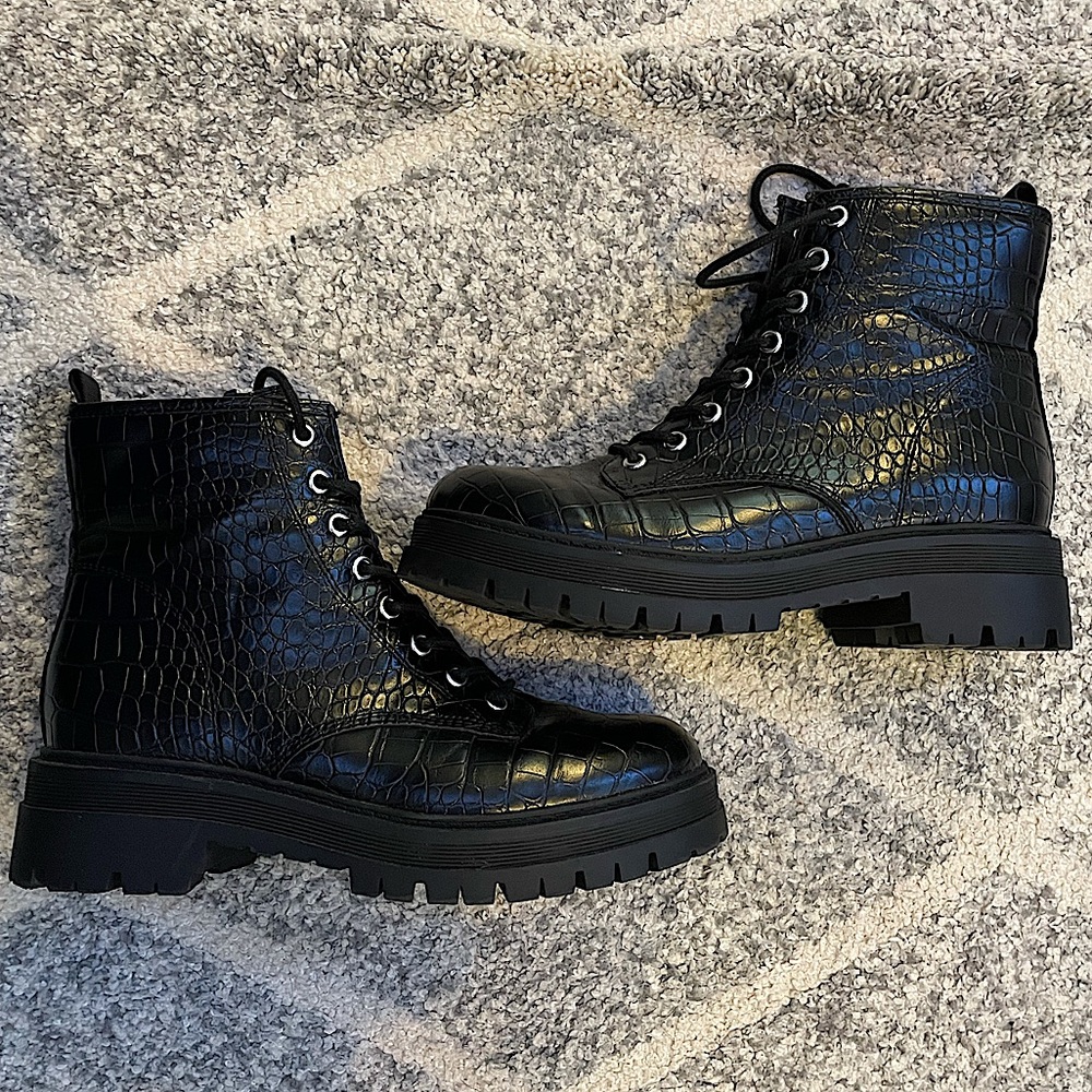 COPY - Women’s Nine West Piercy Black Croco Combat Boots